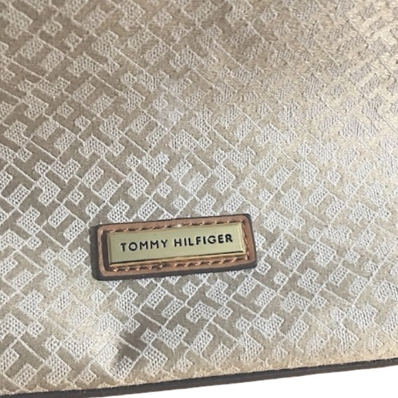 TOMMY HILFIGER TOTE/HANDBAG - Picture 4 of 8